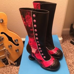 John Fluevog Mini Babycake.